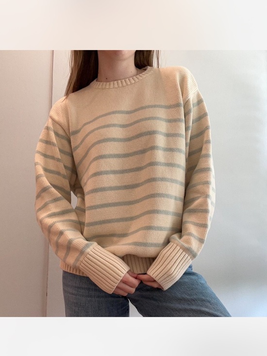 Brandy Melville Sweaters - Brandy Melville Classic Crewneck Stripe Sweater - Cream & Light Gray